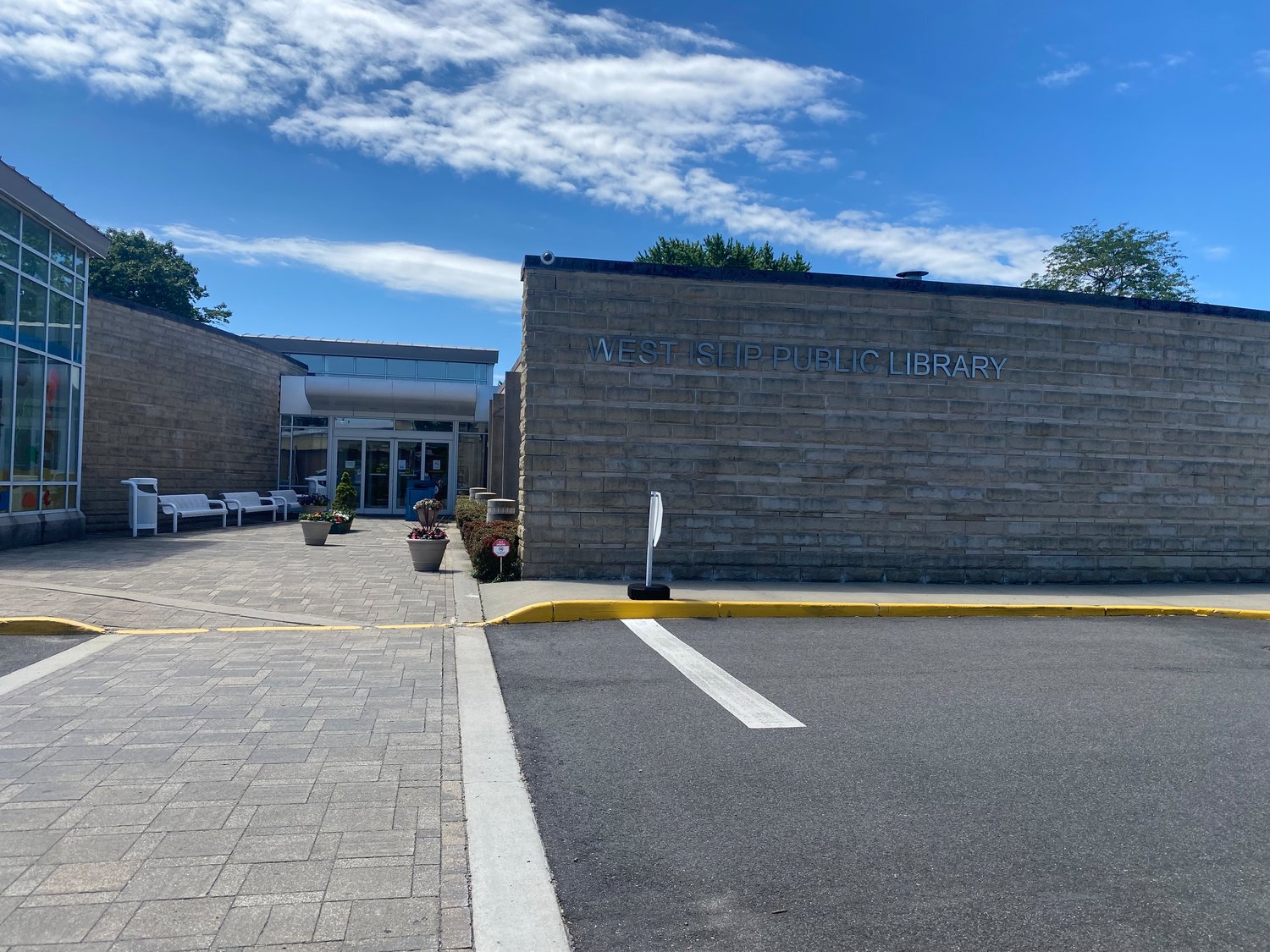 There are lots of great activities and events to enjoy at the West Islip Library this summer.